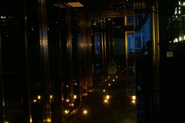 轻松无锡夜色，茶香照片，女生养生群聚会